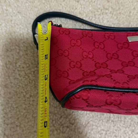New! Gucci Red GG Monogram Canvas Boat Pochette - Picture 7 of 8
